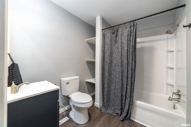 509 HARRISON Street, Quincy, IL 62301