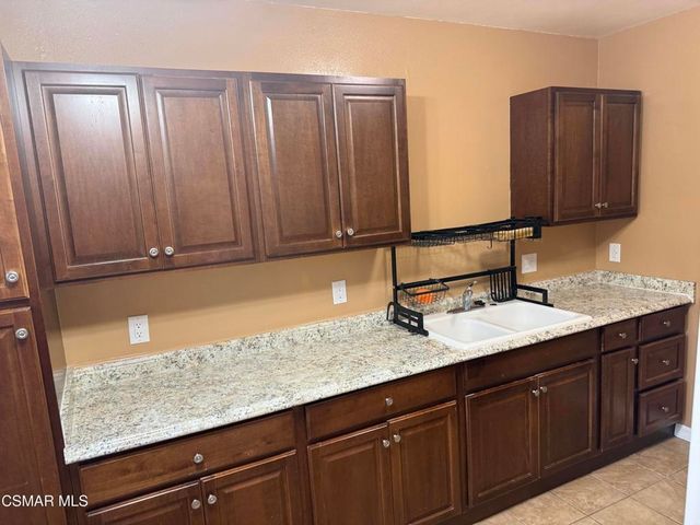 1873 Patricia Avenue, Simi Valley, CA 93065