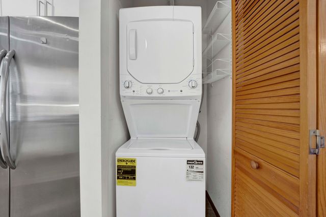 1812 S STATE Street 3, Chicago, IL 60616