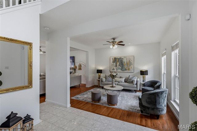 1048 Keystone Trail Drive, Wildwood, MO 63005