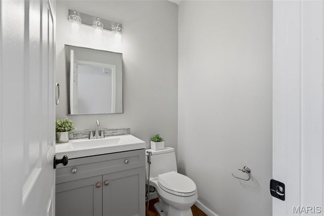 1048 Keystone Trail Drive, Wildwood, MO 63005