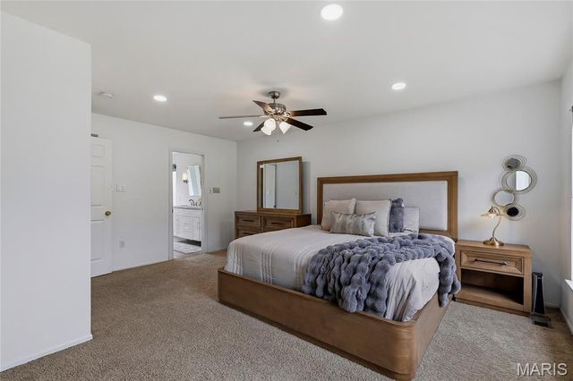 1048 Keystone Trail Drive, Wildwood, MO 63005