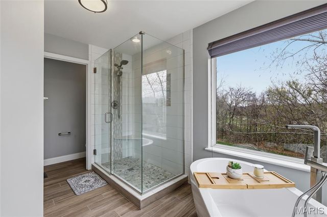 1048 Keystone Trail Drive, Wildwood, MO 63005