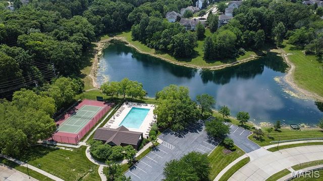 1048 Keystone Trail Drive, Wildwood, MO 63005