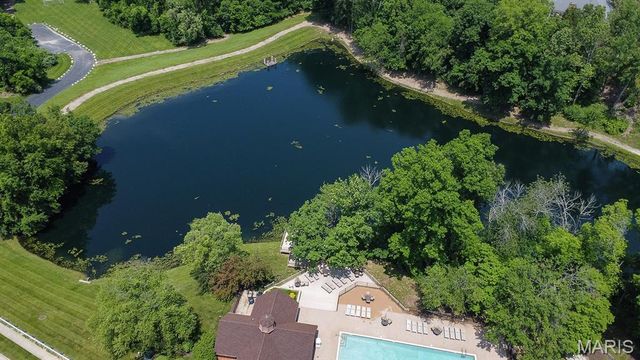 1048 Keystone Trail Drive, Wildwood, MO 63005