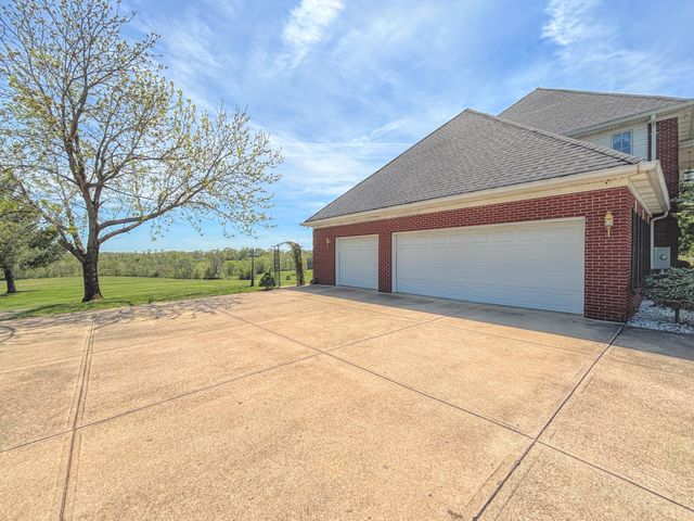 1021 Jones Road, Walton, KY 41094