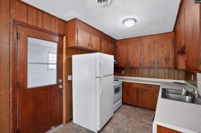 2247 S Partridge Circle, Hopkins, SC 29061