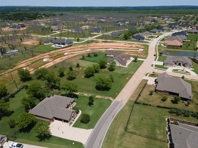 6512 Pinehurst Drive, Granbury, TX 76049
