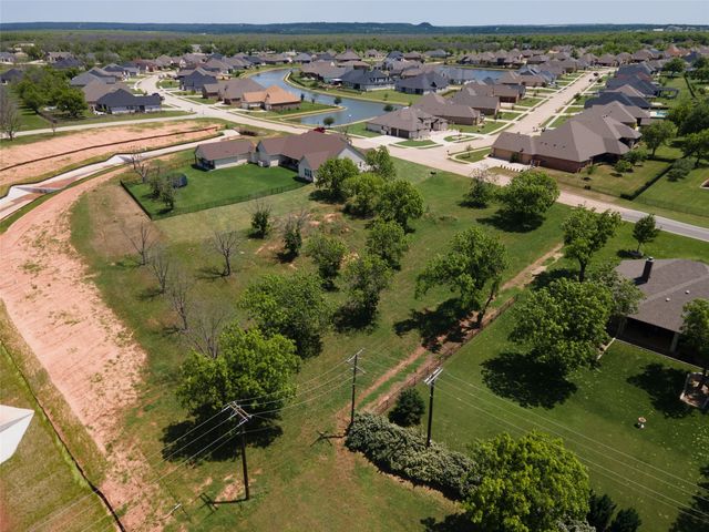 6512 Pinehurst Drive, Granbury, TX 76049