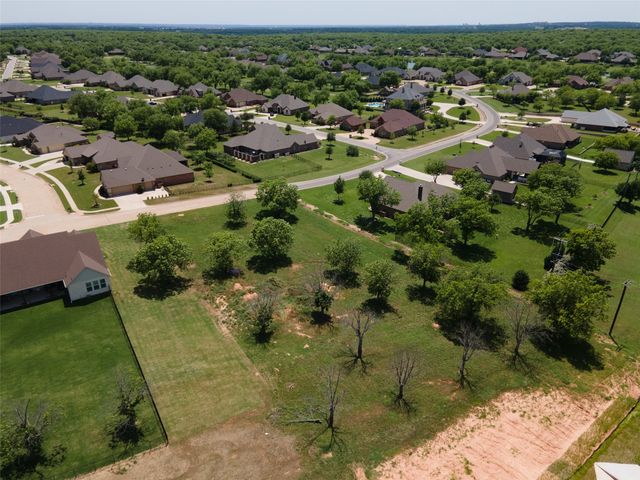 6512 Pinehurst Drive, Granbury, TX 76049