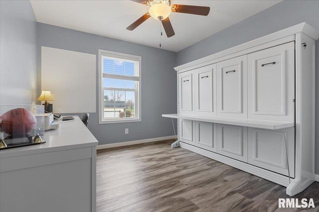 1525 ASH Street, Washington, IL 61571