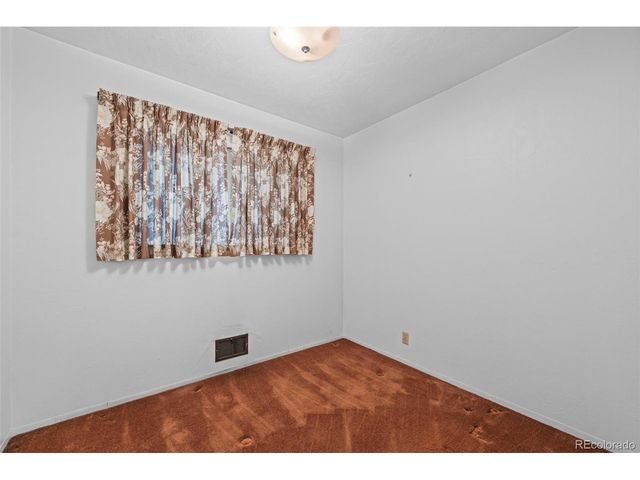 212 4th St, Fort Lupton, CO 80621