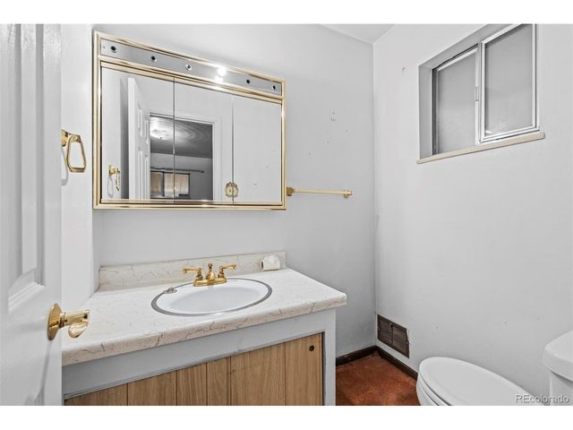 212 4th St, Fort Lupton, CO 80621