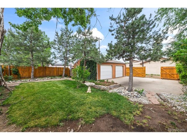212 4th St, Fort Lupton, CO 80621