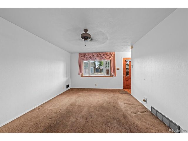 212 4th St, Fort Lupton, CO 80621