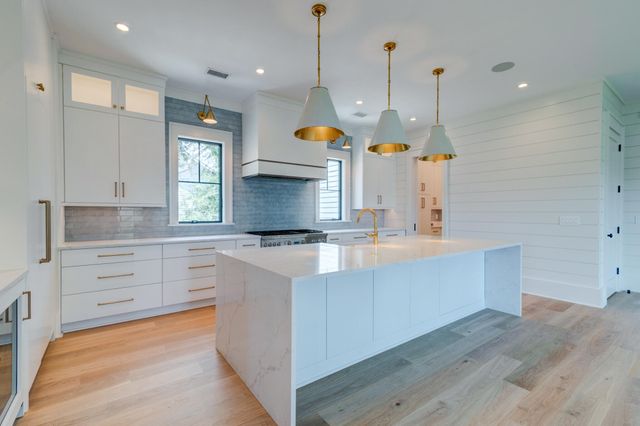 1727 Atlantic Avenue, Sullivans Island, SC 29482