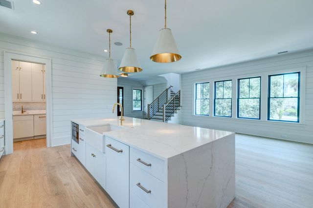 1727 Atlantic Avenue, Sullivans Island, SC 29482