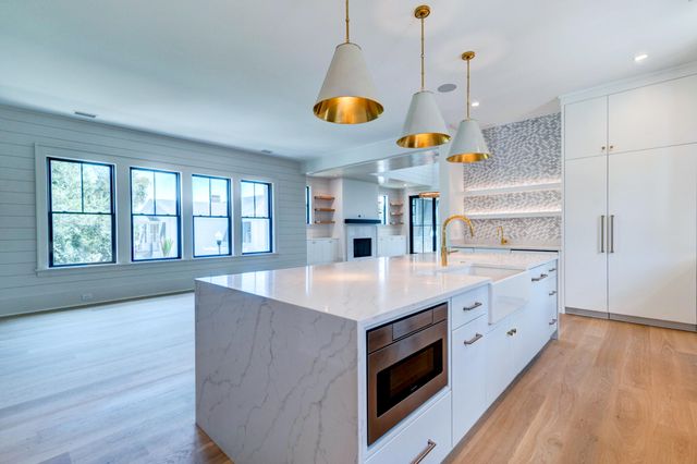 1727 Atlantic Avenue, Sullivans Island, SC 29482