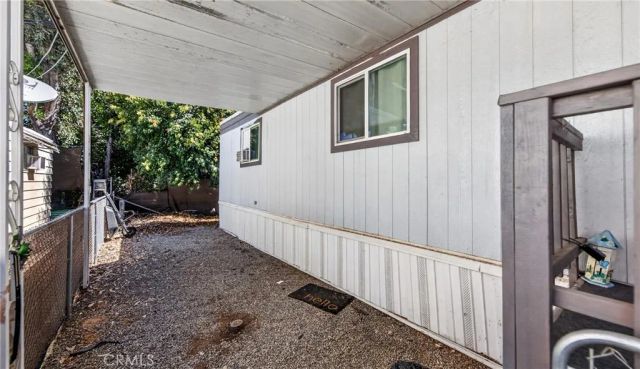 12813 7th 11, Yucaipa, CA 92399