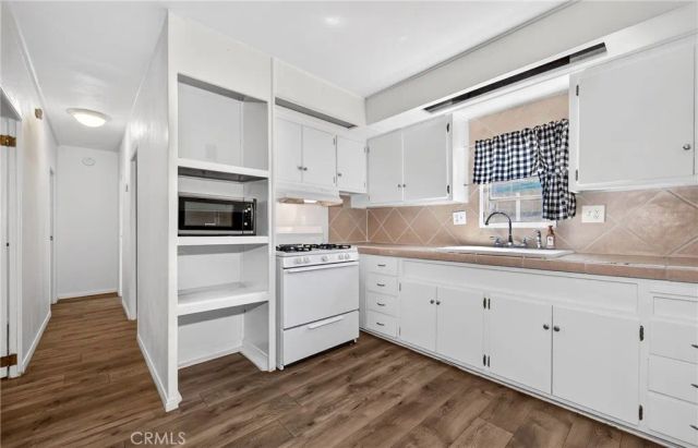 12813 7th 11, Yucaipa, CA 92399