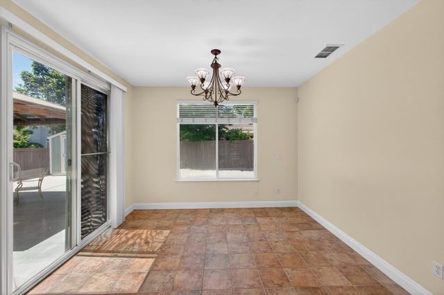 1565 Danbrook Dr, Sacramento, CA 95835
