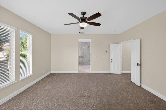 1565 Danbrook Dr, Sacramento, CA 95835