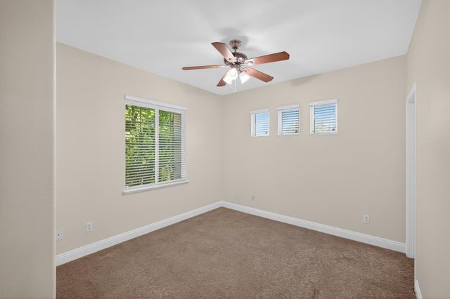 1565 Danbrook Dr, Sacramento, CA 95835