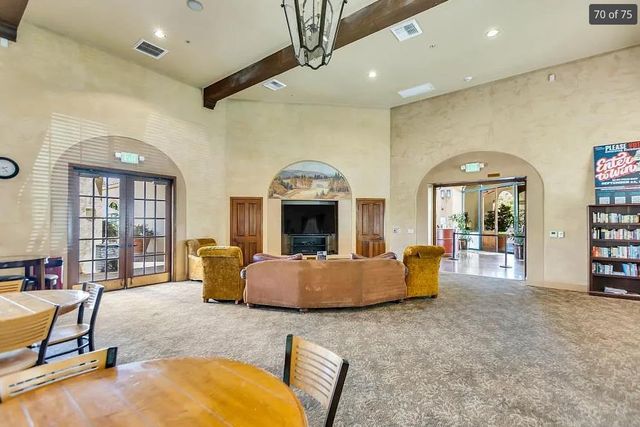 1565 Danbrook Dr, Sacramento, CA 95835