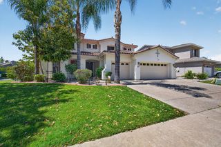 1565 Danbrook Dr, Sacramento, CA 95835
