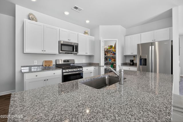 52 Red Dogwood Lane, Hardeeville, SC 29927