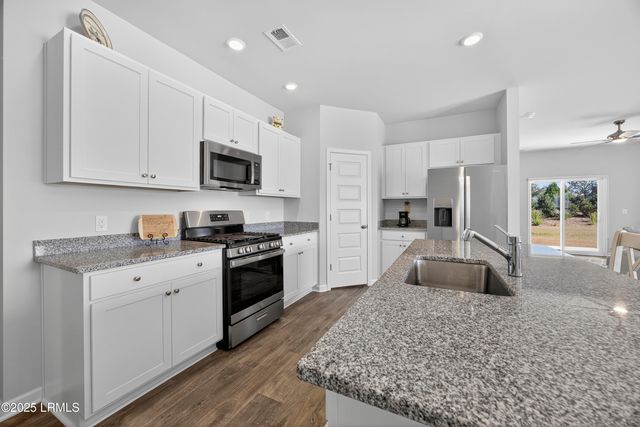 52 Red Dogwood Lane, Hardeeville, SC 29927