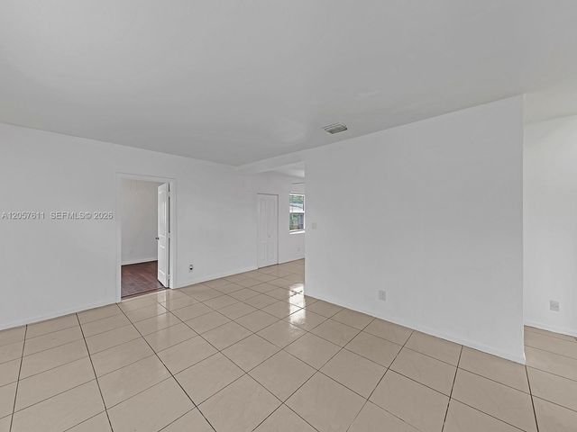 1636 NE 15th Ave, Fort Lauderdale, FL 33305