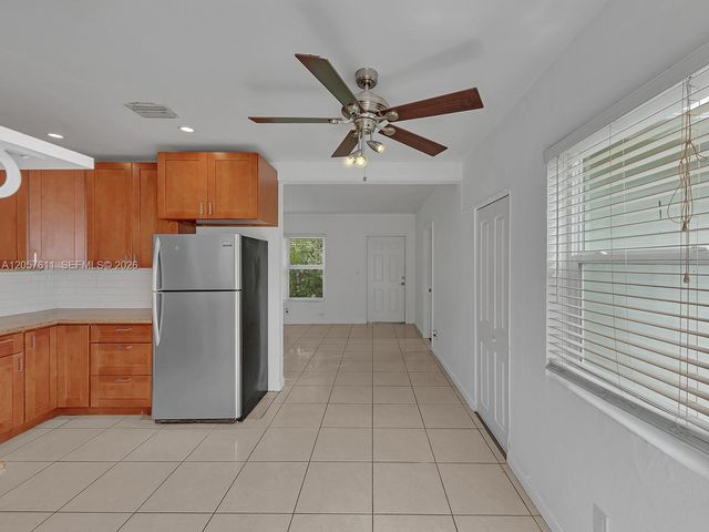 1636 NE 15th Ave, Fort Lauderdale, FL 33305