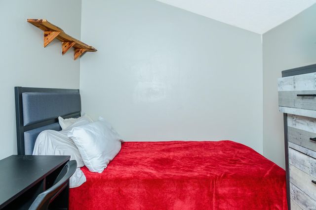 519 W 4th Street, Bloomington, IN 47404