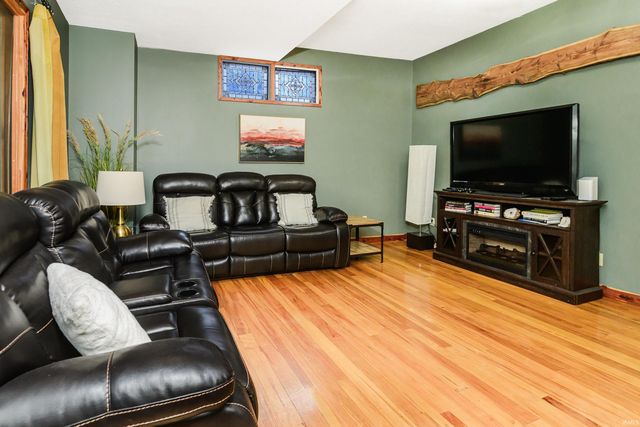 519 W 4th Street, Bloomington, IN 47404