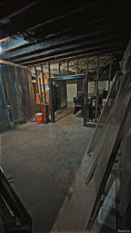 9453 Edgewood Street, Detroit, MI 48213