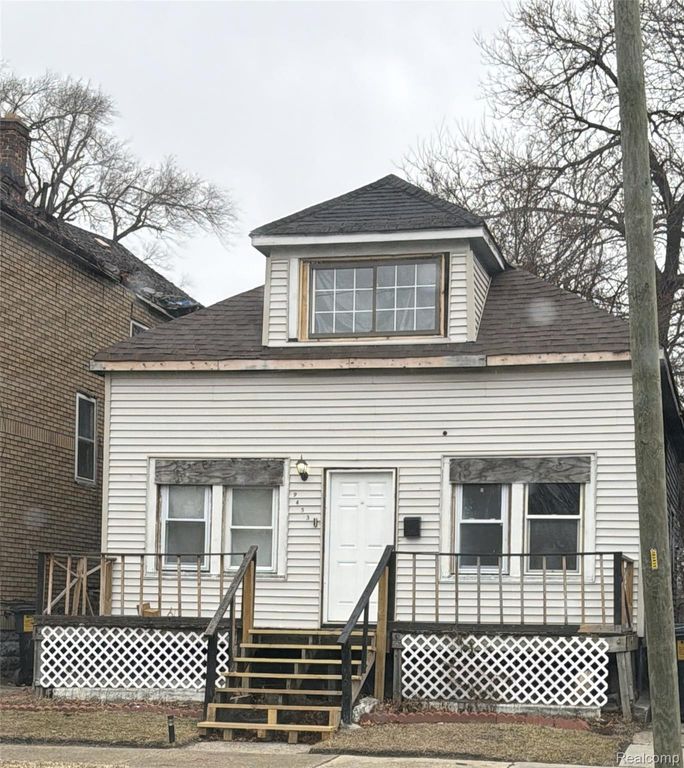 9453 Edgewood Street, Detroit, MI 48213
