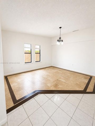3011 SW 117th Avenue, Miami, FL 33175