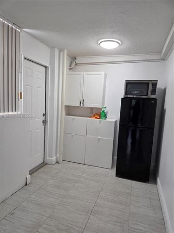29420 SW 152nd Ave 2, Homestead, FL 33033