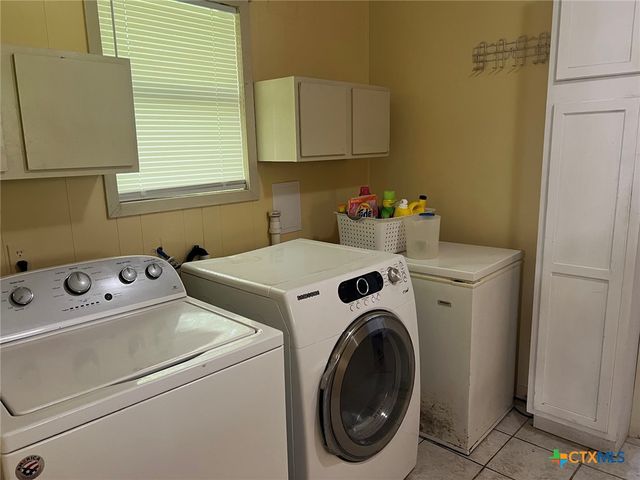 6 Gulf Avenue, Rogers, TX 76569