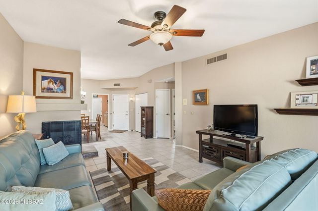 706 W Rushwood Drive, Tucson, AZ 85704