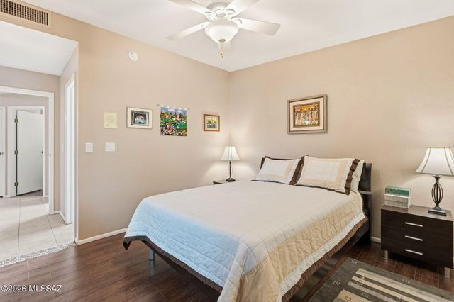 706 W Rushwood Drive, Tucson, AZ 85704