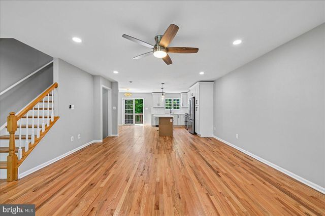 6153 LES DORSON LN, Alexandria, VA 22315