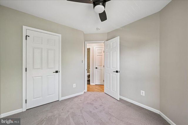 6153 LES DORSON LN, Alexandria, VA 22315