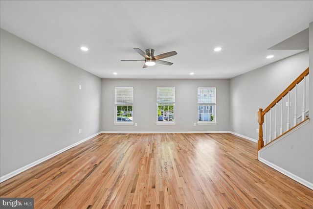 6153 LES DORSON LN, Alexandria, VA 22315