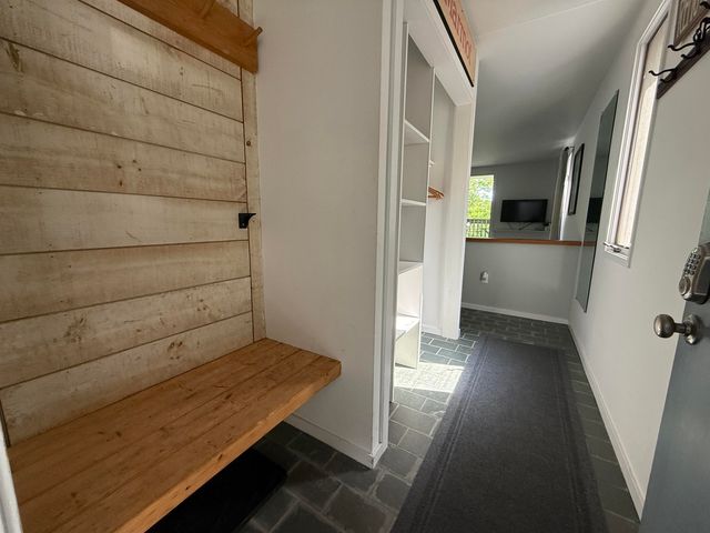 327 Bridges Resort Circle # 45, Warren, VT 05674