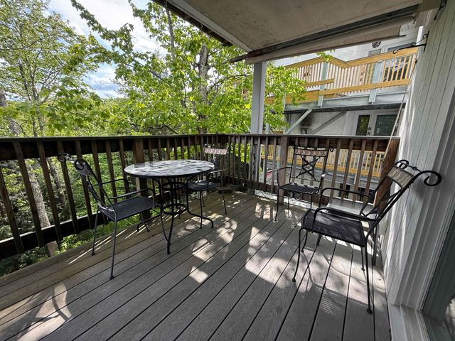 327 Bridges Resort Circle # 45, Warren, VT 05674
