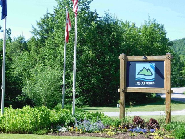 327 Bridges Resort Circle # 45, Warren, VT 05674