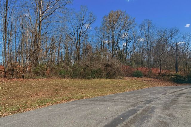 600 N Main Street, Somerset, KY 42501