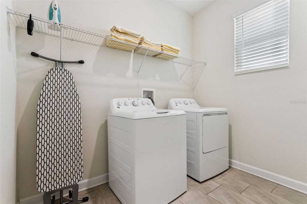 Image 27 of property listing at 830 STICKS STREET, Davenport, FL 33896